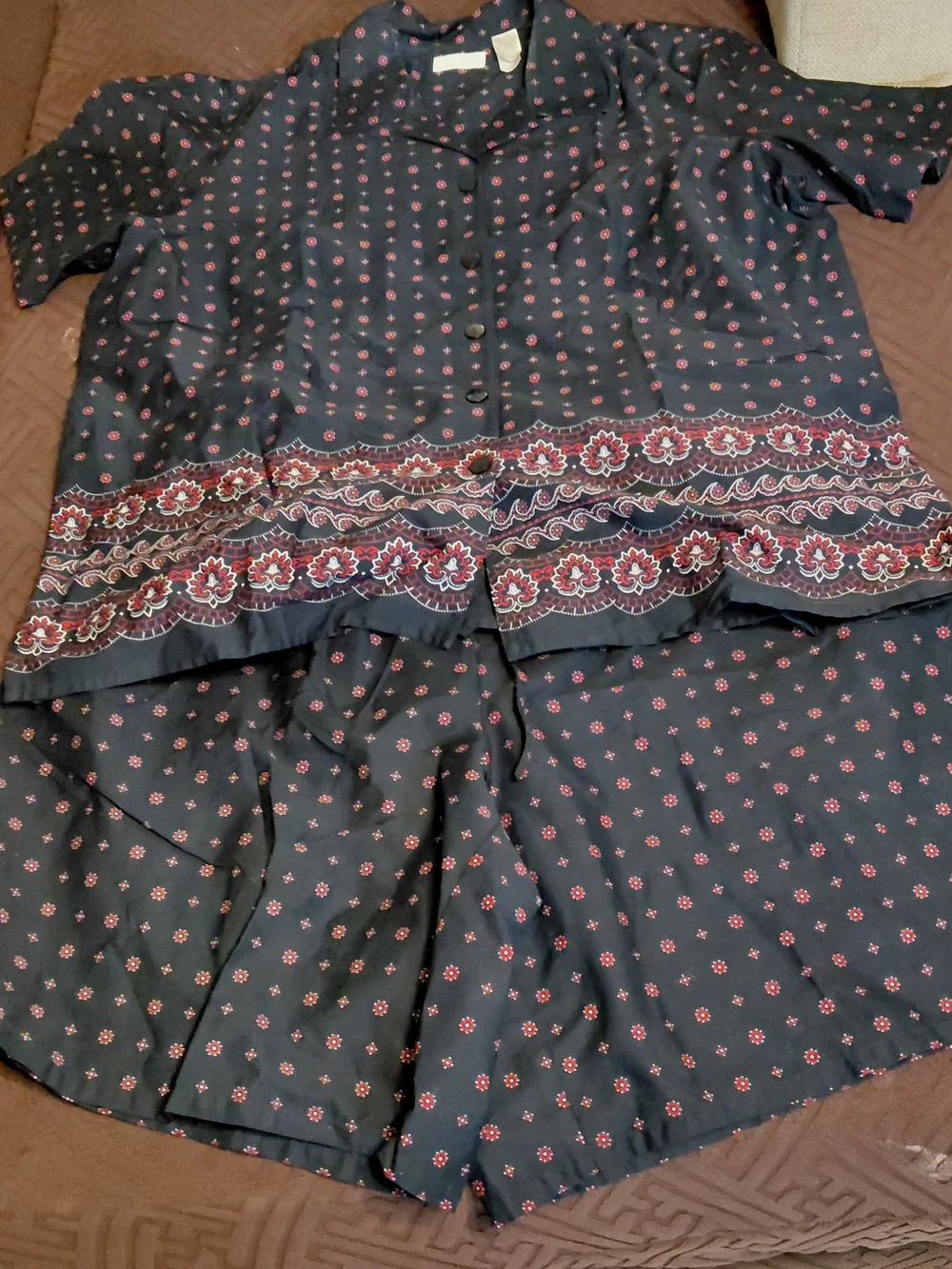 Liz Claiborne Navy Button-Front Top and Shorts with Pink Floral Border